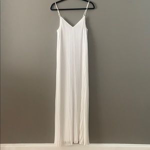 White maxi dress